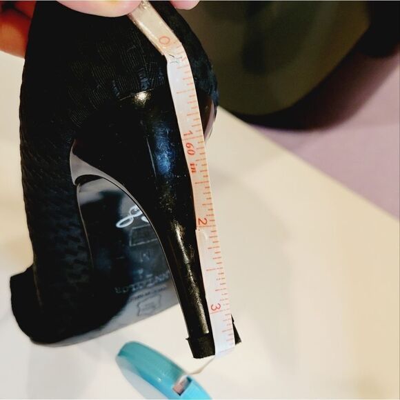 WOMENS Ann Taylor Made in Italy BLACK TEXTILE HEEL PUMPS - Picture 3 of 13